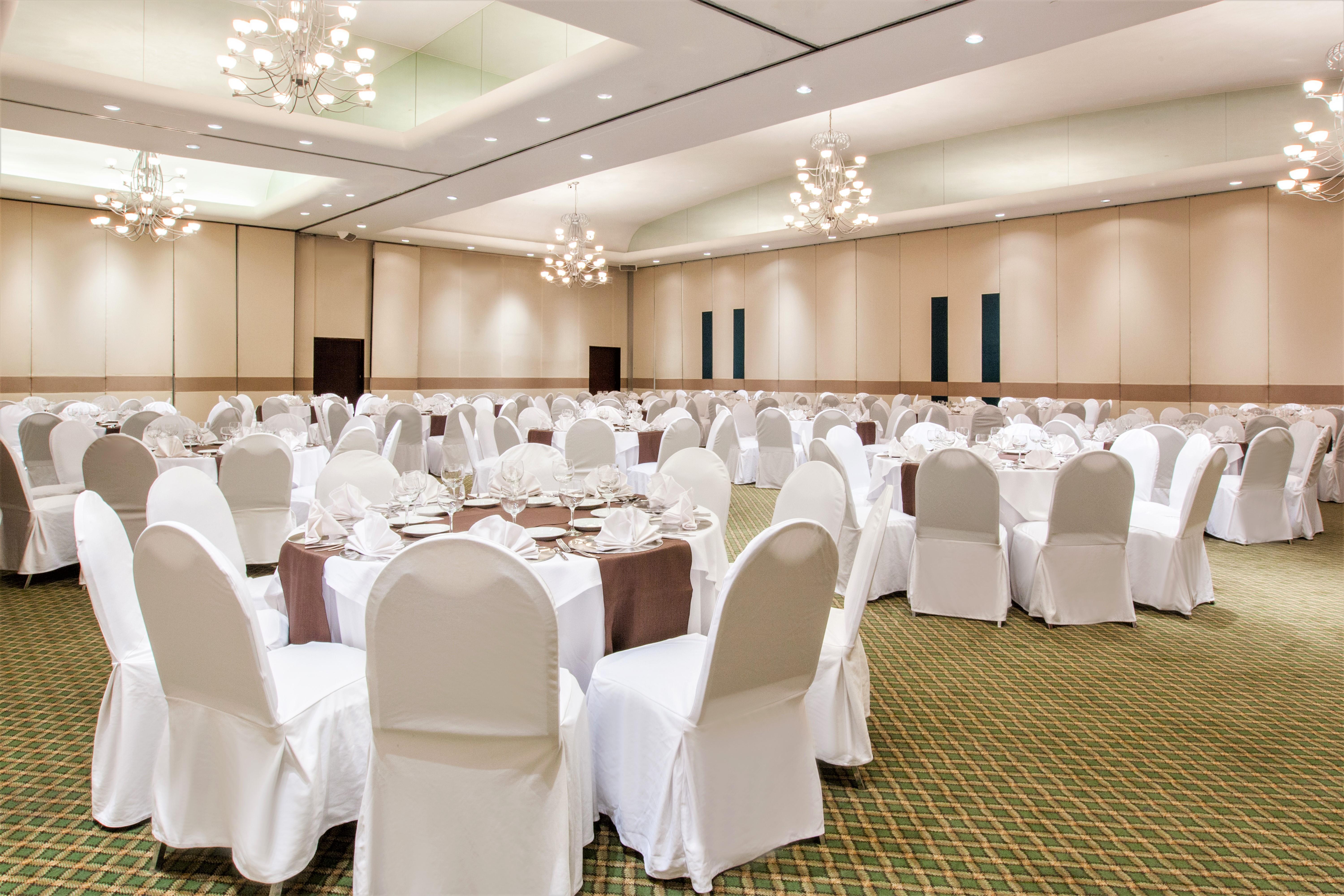 โรงแรมคราวน์ พลาซา เด เม็กซิโก เม็กซิโกซิตี้ ภายนอก รูปภาพ The Grand Ballroom